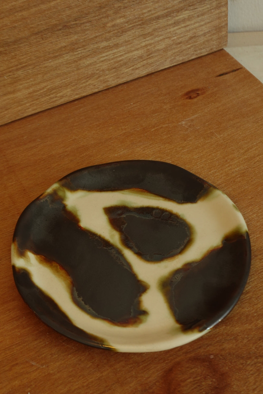 The Set in Earthtone