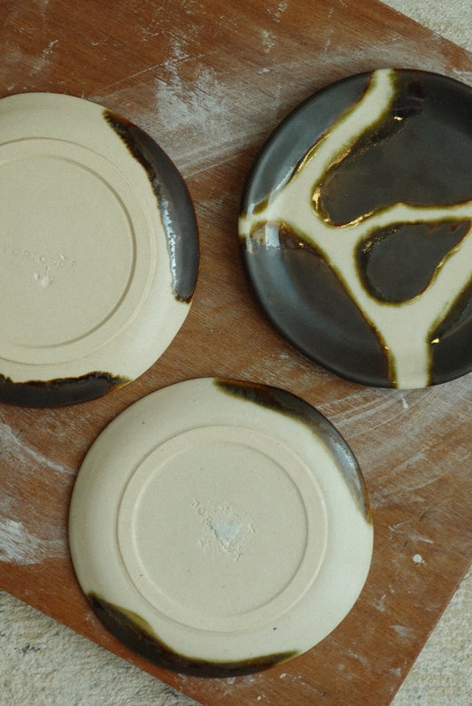 The Saucer in Earthtone