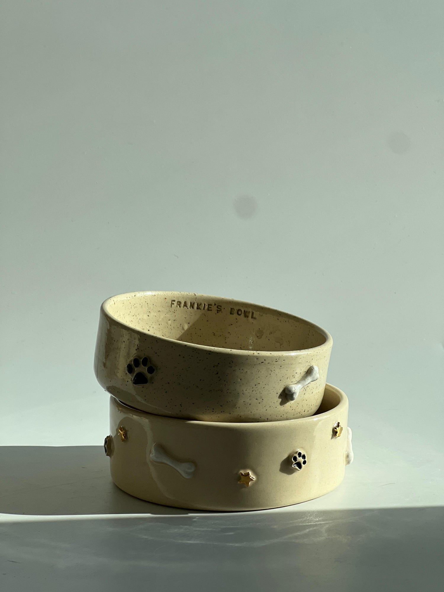 Pet bowls