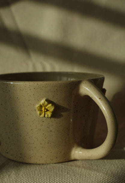 The Daffodil Mug