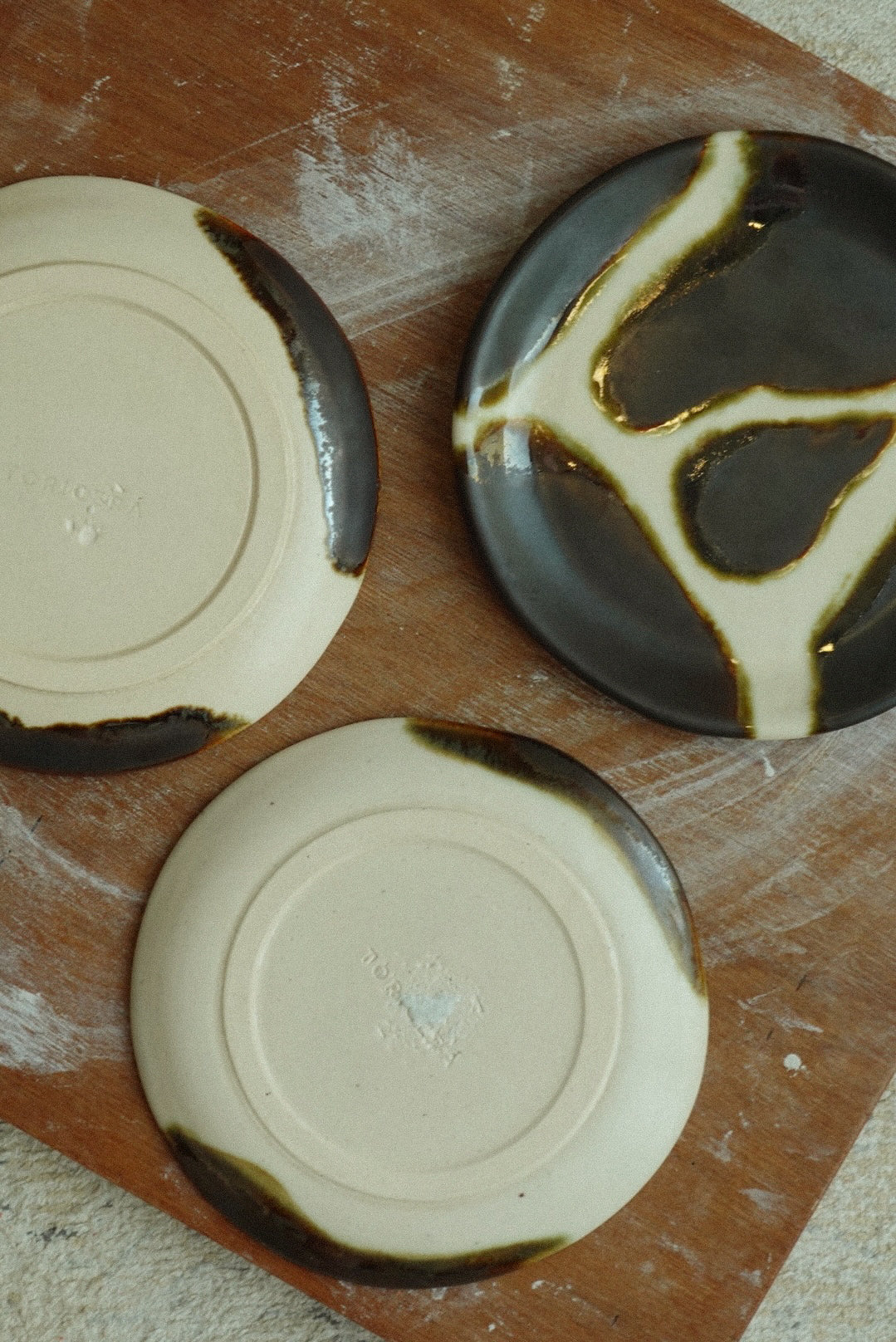 The Set in Earthtone