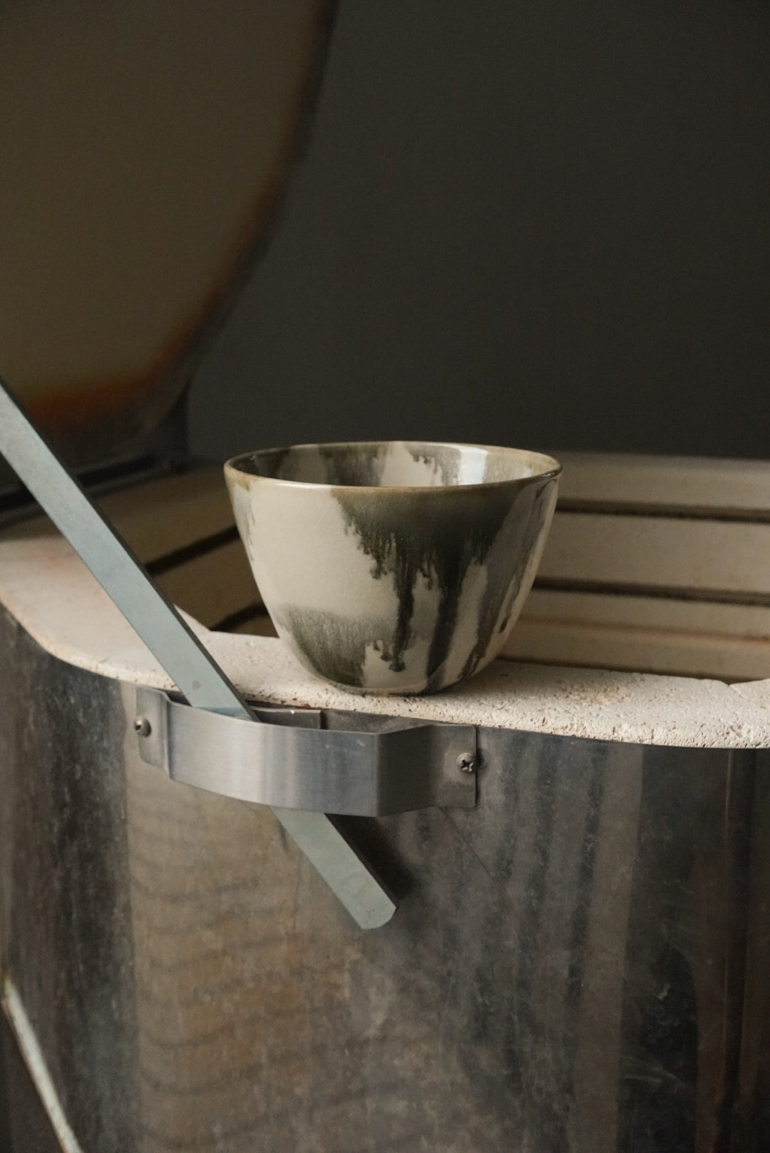 The Bowl Cup in Khaki Wash