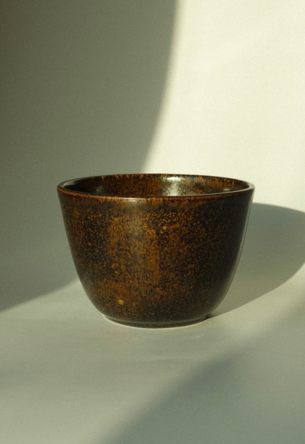 The Bowl Cup in Umber