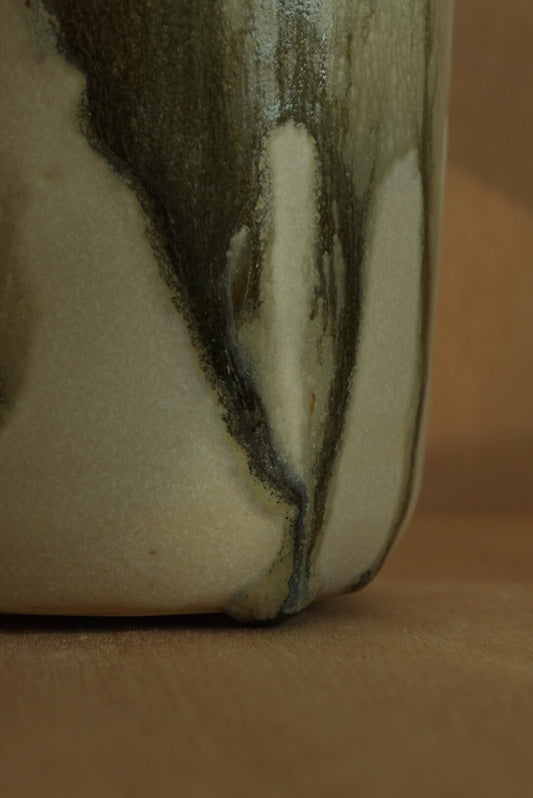 The Tumbler in Khaki Wash