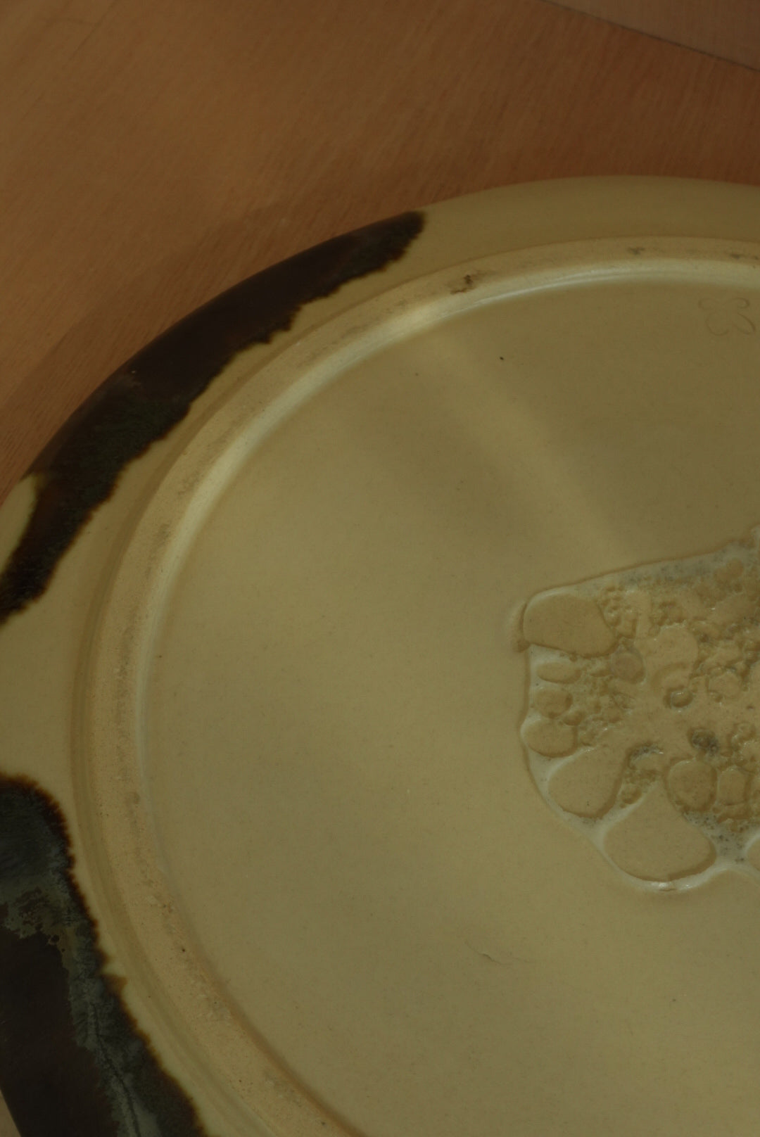 The Dinner Plate in Earthtone