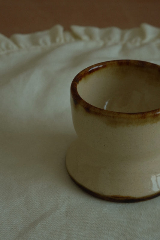 The Egg Cup in Castagna