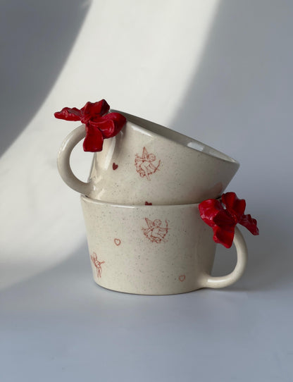 VINTAGE CUPID BOW MUG